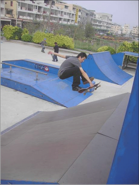 Half-cab kickflip